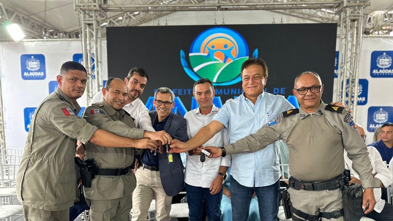 Prefeitura de Anadia e Governo do Estado entregam obras estruturantes à população