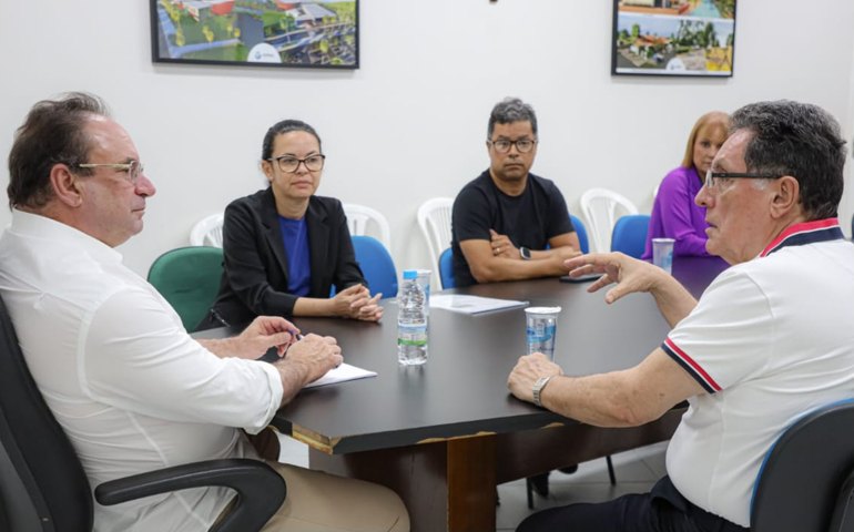 Prefeito Luciano recebe visita do Apóstolo Jorge Tadeu