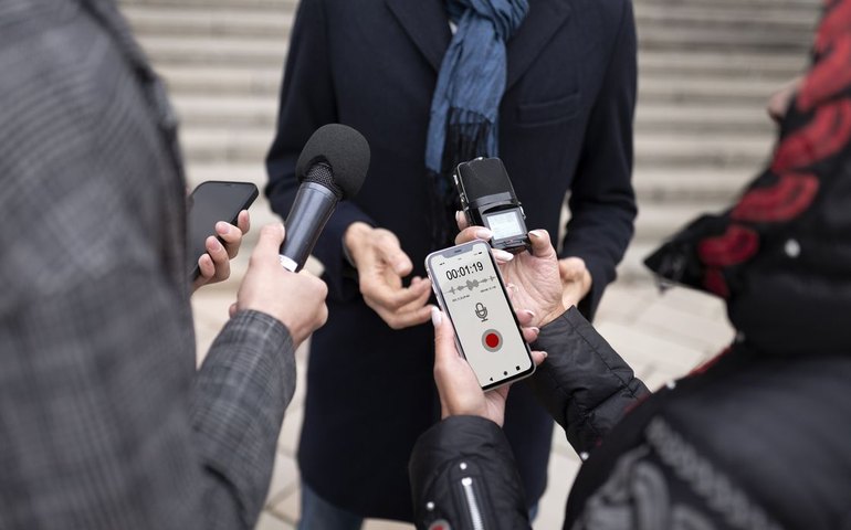 Nova profissão multimídia prejudica jornalistas, dizem sindicatos