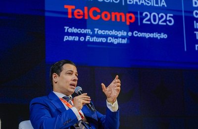 Ministério das Comunicações destaca iniciativas para acelerar a transformação digital no Brasil