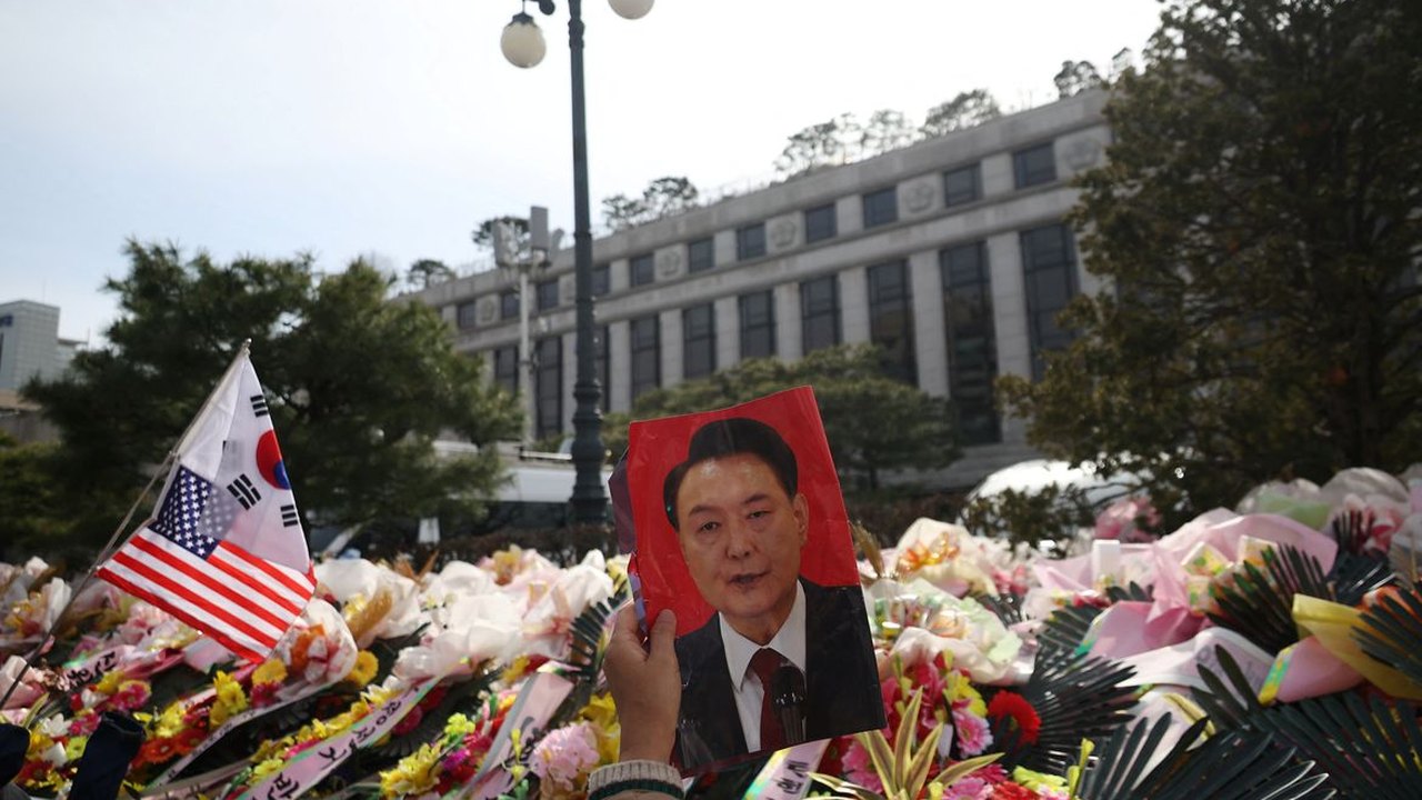 Após impeachment, Presidente da Coreia do Sul é destituído do cargo
