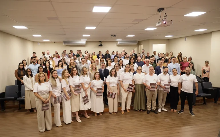 Coral Cantos Legis emociona público em apresentação especial de Natal no MPAL