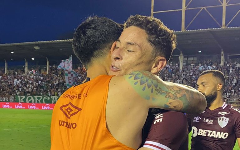Com gol nos acréscimos, Fluminense derrota Fortaleza em Volta Redonda