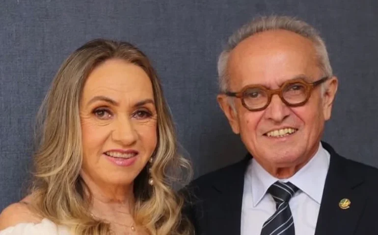 Juíza solta primeira-dama de João Pessoa com tornozeleira