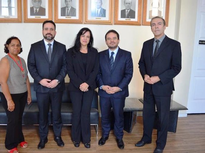 Presidente da ALE recebe a presidente da Federação Nacional dos Jornalistas