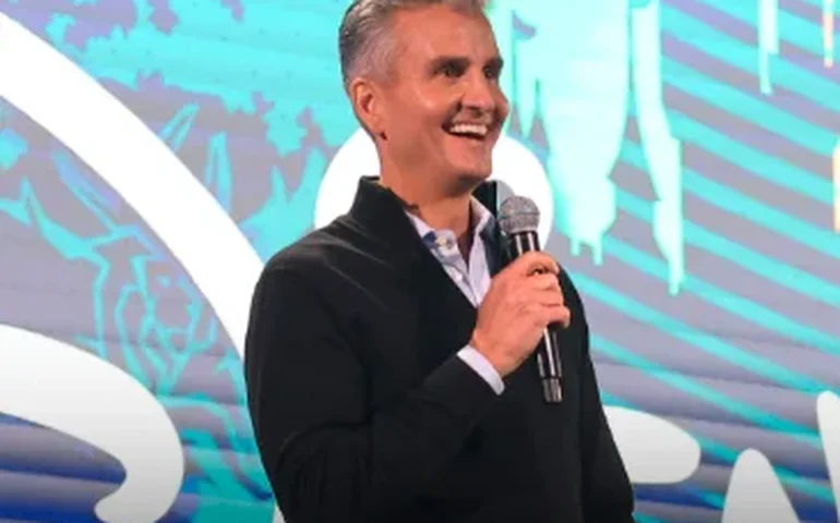 Disney anuncia Josh D’Amaro como novo CEO em sucessão a Bob Iger
