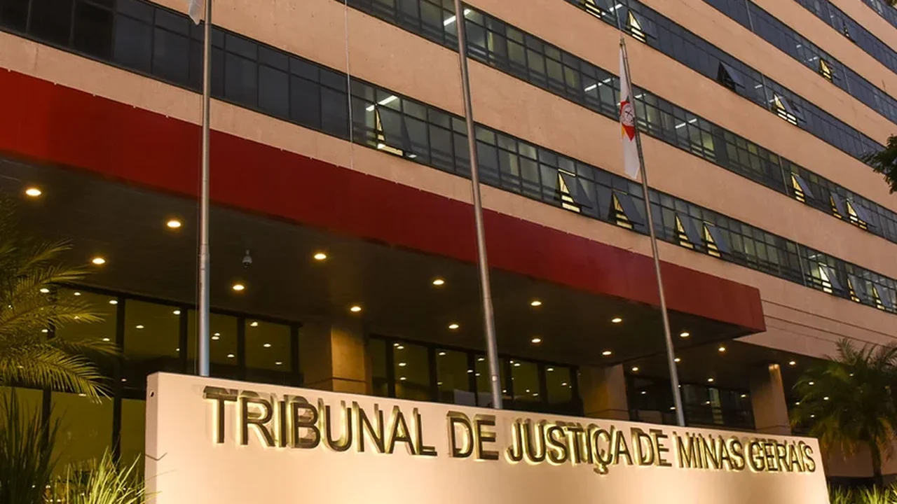 No TJ-MG, 97% dos salários de juízes extrapolam o teto constitucional