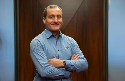 Embracon alerta para aumento de golpes financeiros no fim de ano que têm como alvo o 13º salário