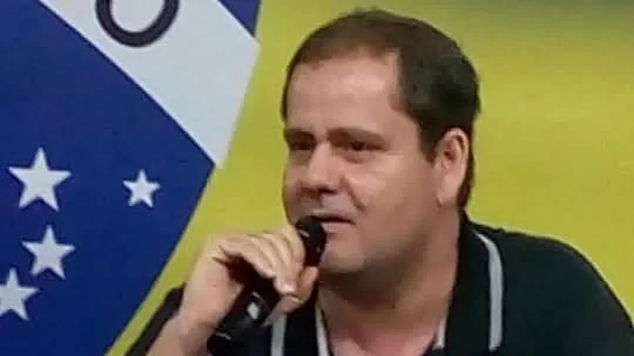 China incorpora Darcy Ribeiro ao seu horizonte intelectual e projeta “O Povo Brasileiro” como chave para compreender a formação histórica do Brasil.