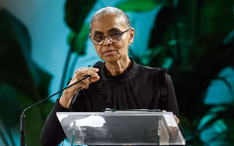 Marina Silva convida papa Leão XIV para COP30