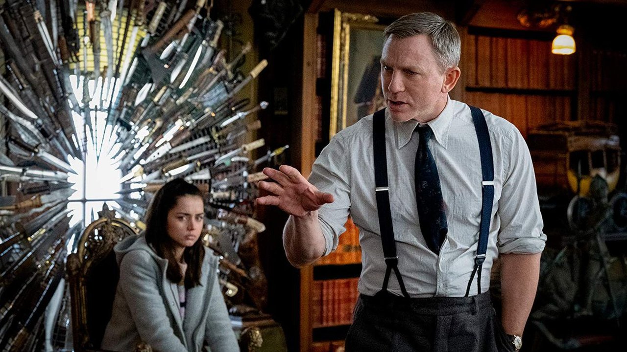 ‘Glass Onion’ diverte com mistério envolvendo bilionário