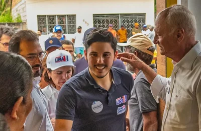Quebrangulo vive um sábado de intensa movimentação política com presença de filho de Arthur Lira