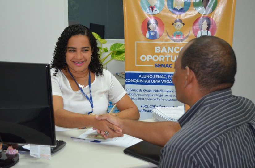 Após estágio, nove alunas de curso do Senac/AL são efetivadas em emprego