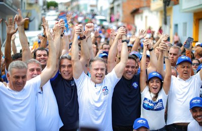Estrada, CISP e investimentos impulsionam recepção a Renan Filho em Mata Grande
