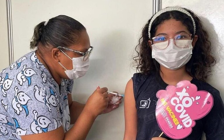 Prefeitura de Penedo reduz idade para vacinação de crianças contra Covid