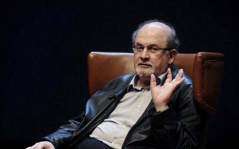Salman Rushdie: como será o novo livro do escritor sobre o atentado a faca que sofreu em 2022?