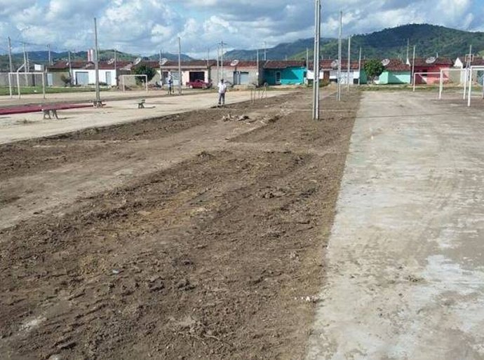 União: Secretaria de Infraestrutura realiza mutirão no Newton Pereira