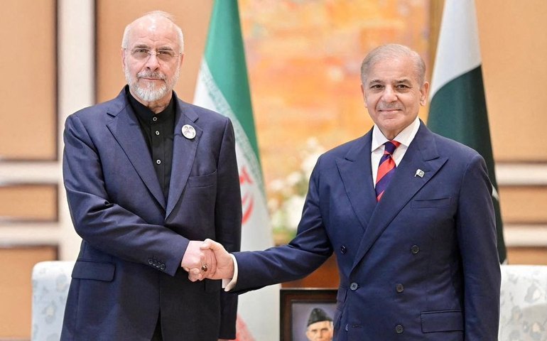 Líderes do Irã e EUA se reúnem no Paquistão para negociar acordo de paz