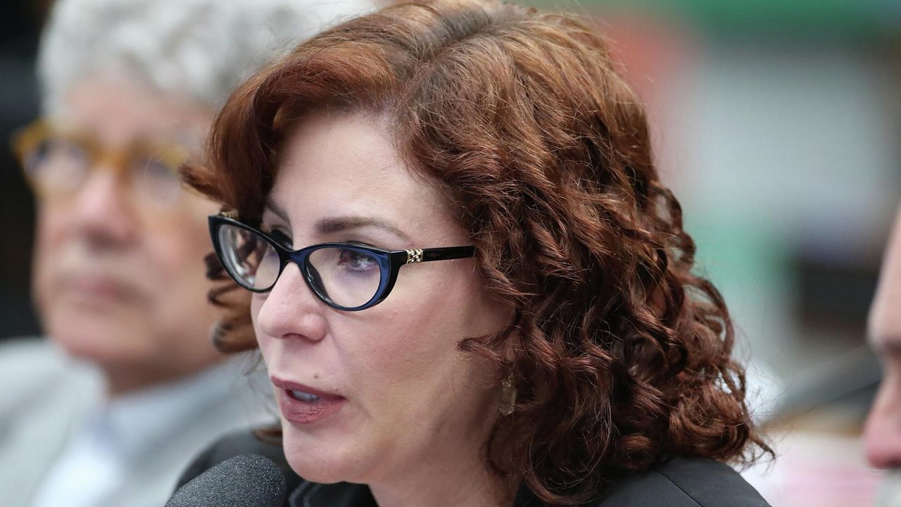 Itália reavalia pedido de extradição de Carla Zambelli no final de outubro