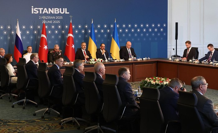 Turquia espera que diálogo Rússia-Ucrânia em Istambul viabilize cúpula muito em breve