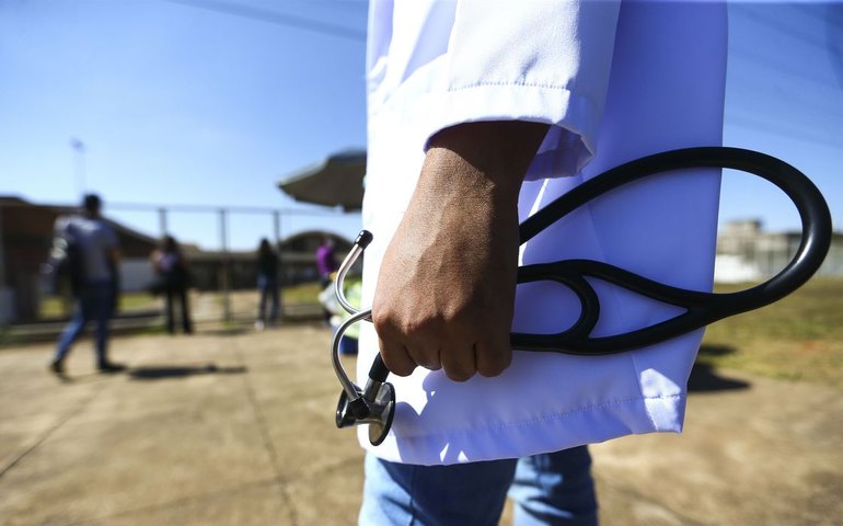 Relatório da OMS alerta para distribuição desigual de enfermeiros no mundo