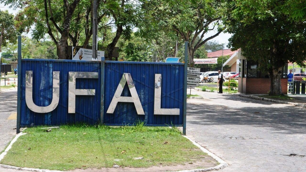 Artigo de professores da Ufal é destaque de capa em periódico científico  