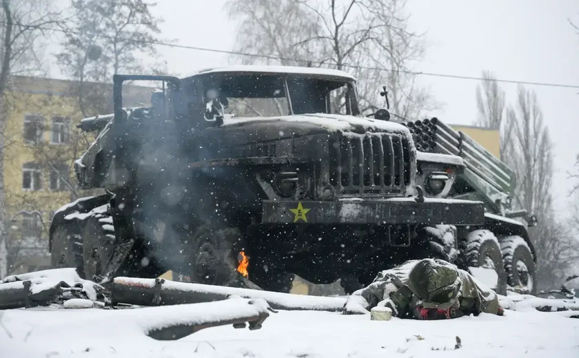 Ucrânia: guerra completa 2 anos com fracasso de sanções contra Rússia