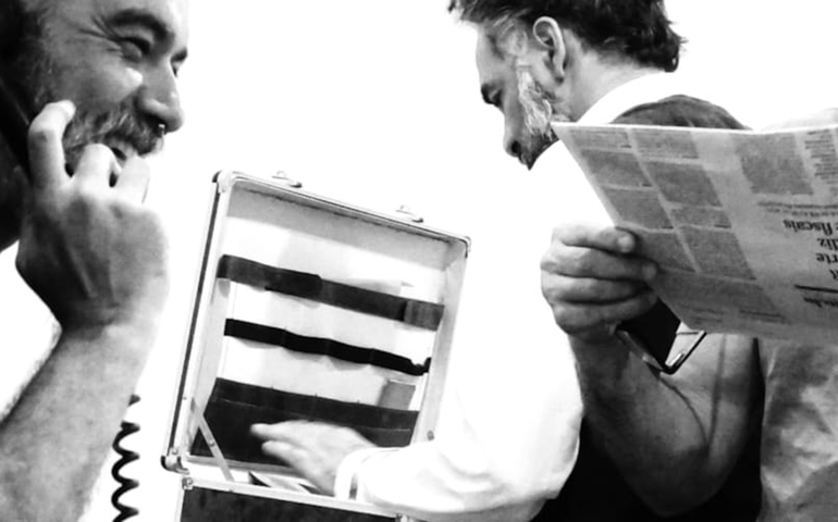 SP: espetáculo “Espião Silenciado” está em cartaz no Teatro de Arena