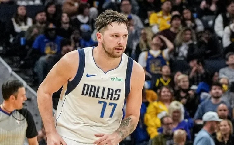 Luka Doncic brilha e comanda vitória do Dallas Mavericks sobre Orlando Magic na NBA