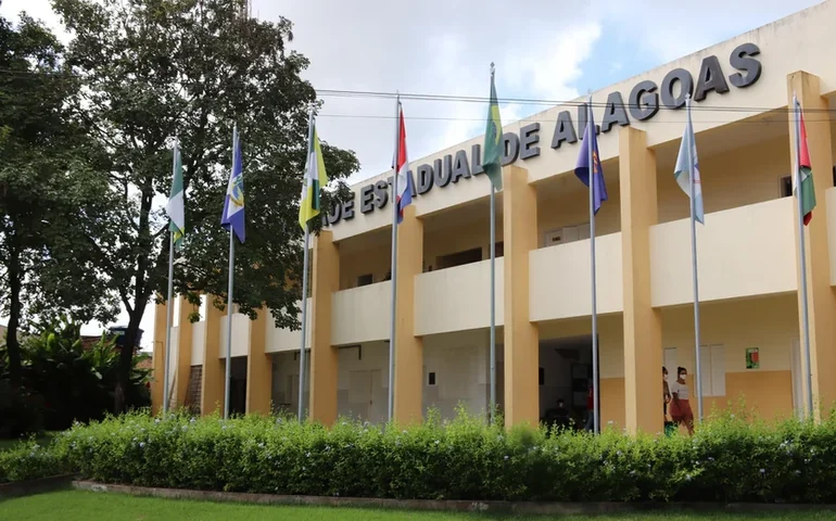 Uneal realiza levantamento de artistas indígenas de Alagoas