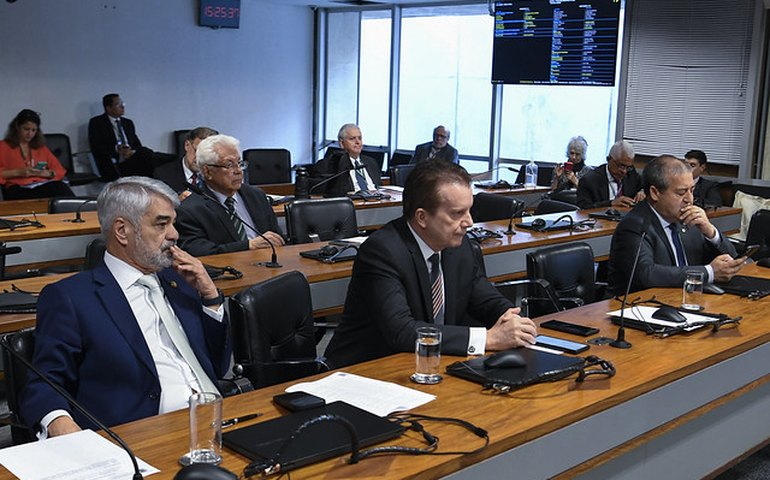 Representação do Brasil no Parlasul define regras sobre alternância para cargos-chave