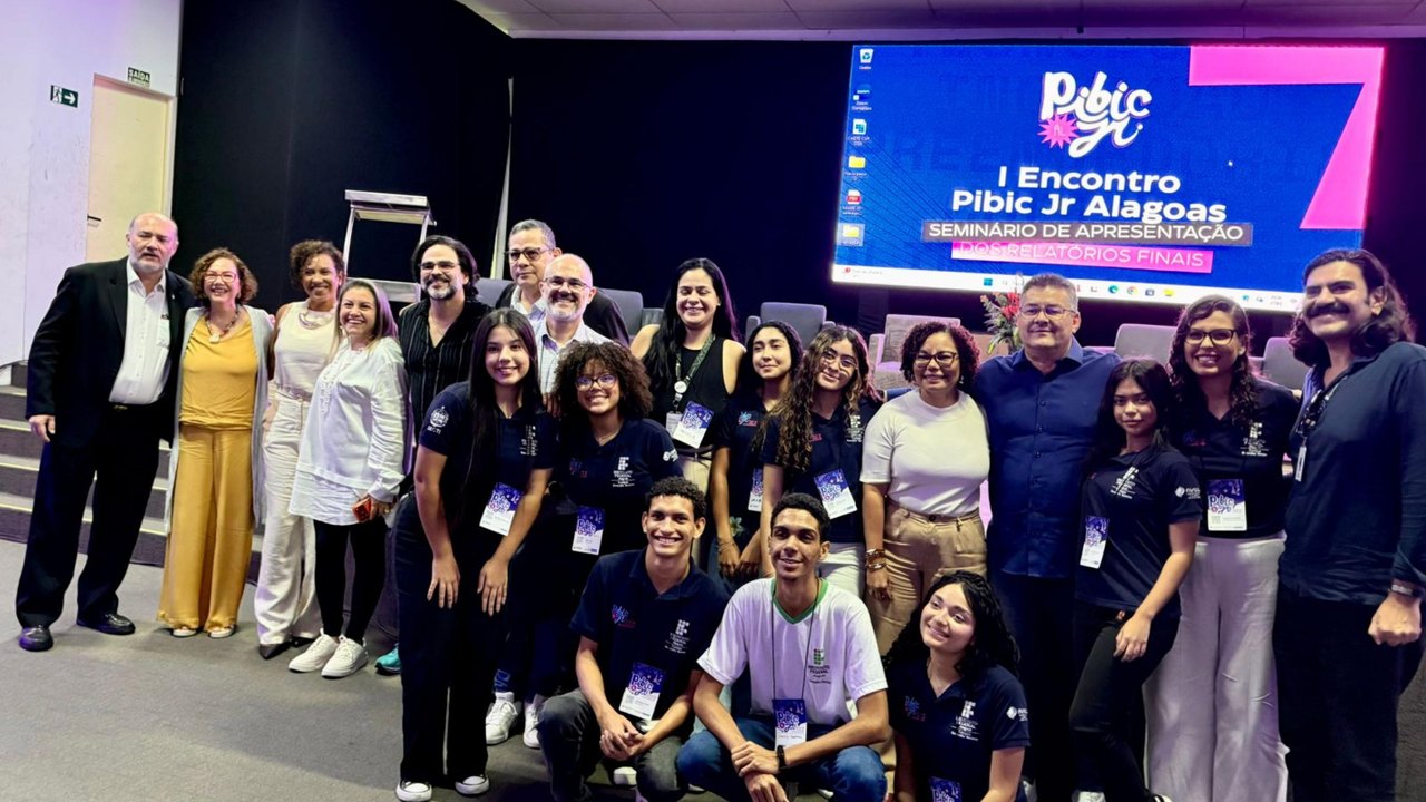Estudantes da rede estadual apresentam projetos do Pibic Jr no Centro de Inovação em Maceió