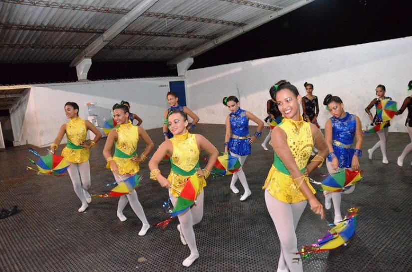 Coruripe: formação de professores leva milhares de pessoas ao Clube do Povo