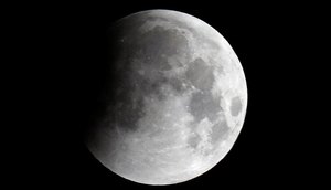LUA DE SANGUE FOTO Reuters Kai Pfaffenbach Direitos Reservados