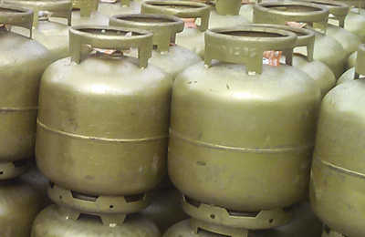 Governo promulga lei que institui o auxílio gás para famílias de baixa renda. Veja quem tem direito