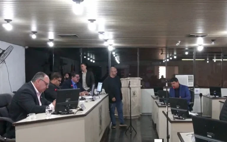 Câmara de vereadores barra transparência sobre terceirizados e protege caixa-preta do IGPS em Palmeira