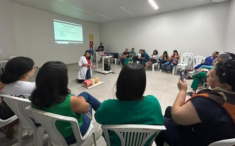 Hospital Regional do Norte realiza capacitação sobre reanimação cardiopulmonar para profissionais de enfermagem