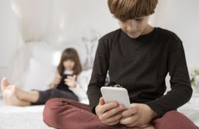 Telas na infância: como o psicólogo pode ajudar a família?