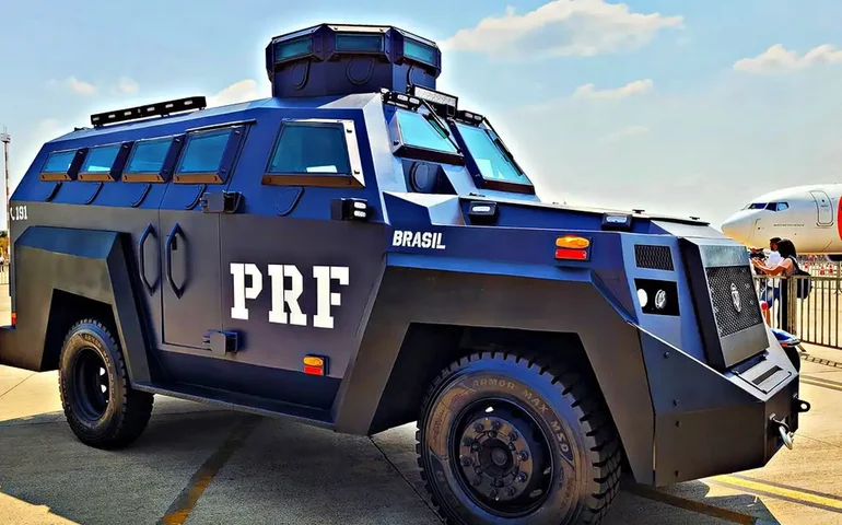 Bandidos atacam 3 carros-fortes e agência bancária no interior de SP