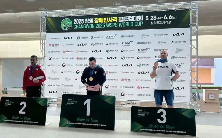 Alexandro Basso fatura medalha inédita para o Brasil no tiro esportivo