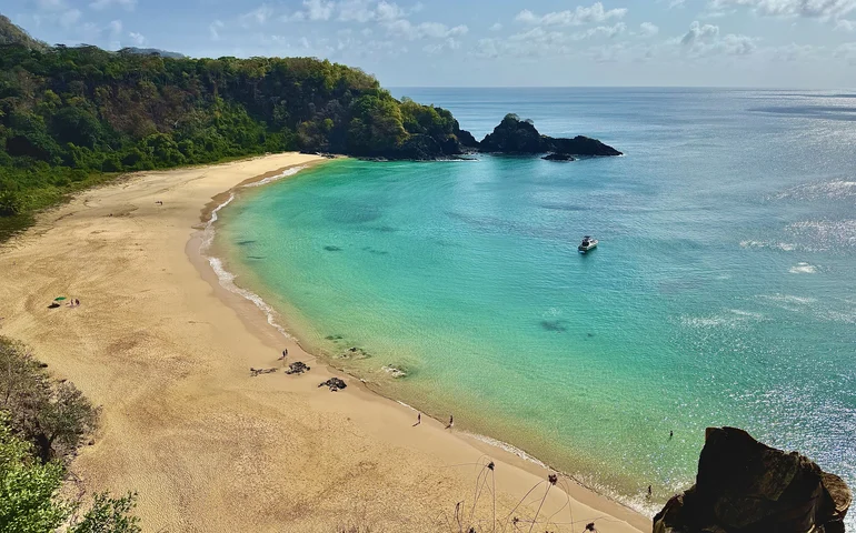 Fernando de Noronha realiza II Festival Literário Cultural e Artístico com foco em literatura, arte e sustentabilidade