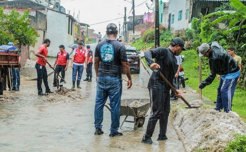Prefeitura de Penedo mobiliza Defesa Civil e secretarias em função das fortes chuvas