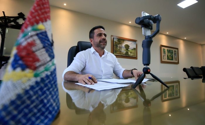 Falta de dinheiro vem obrigando o governo a buscar caminhos em Brasília e Alagoas