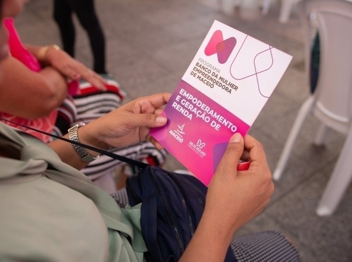 Banco da Mulher Empreendedora impulsiona crescimento de negócio de acessórios em Maceió