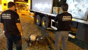 Cinquenta quilos de crack são apreendidos dentro de caminhão em Sergipe / Foto: Foto: PF/SE