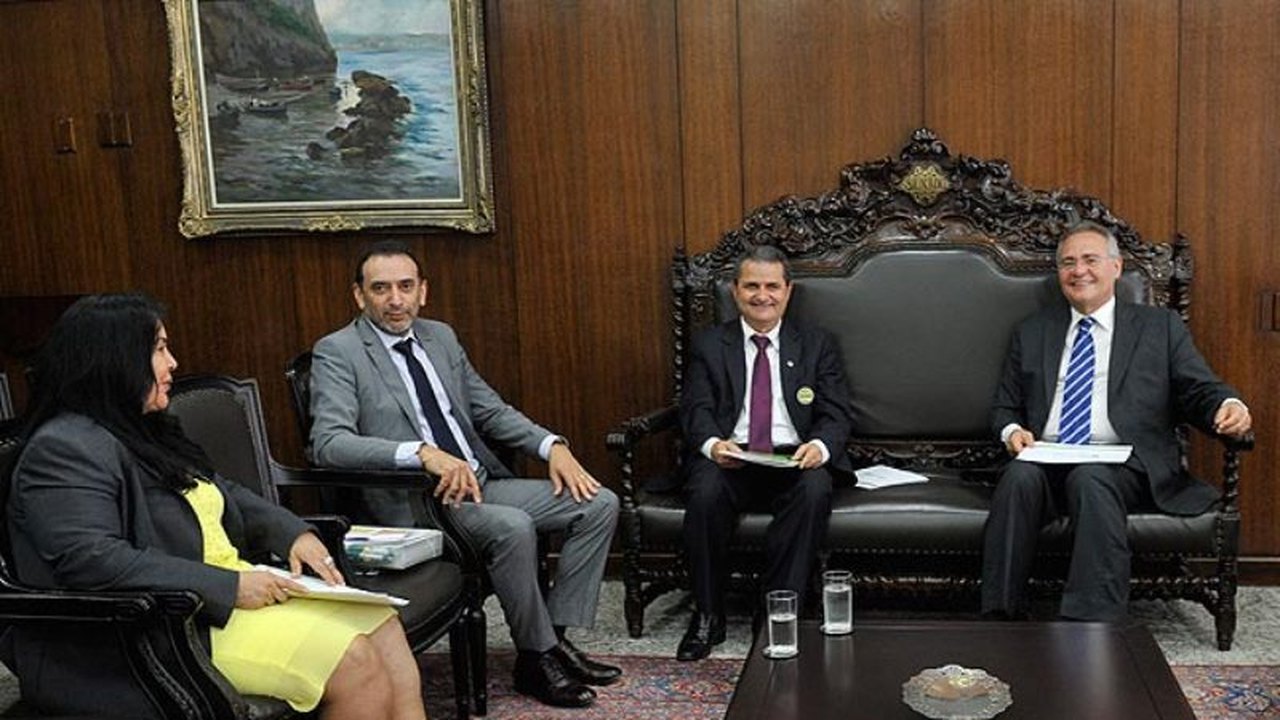 Renan recebe reitor do Instituto Federal de Alagoas