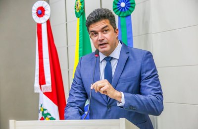 Vereador Rui Palmeira alerta para os prejuízos do vício em jogos de azar