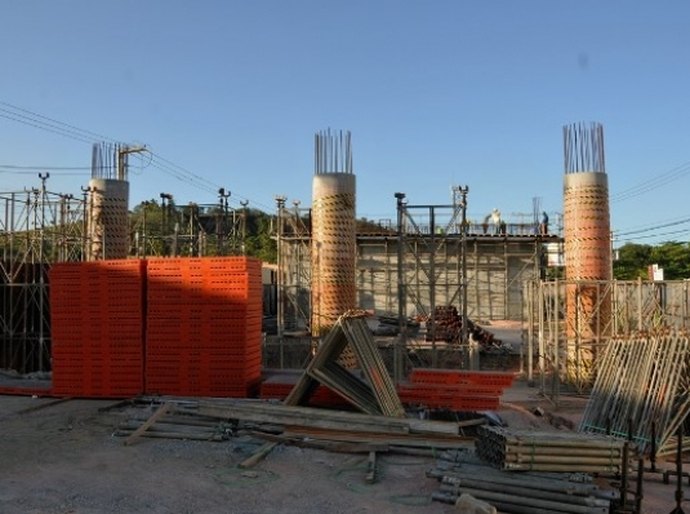 Concluída concretagem de pilares e encontros do viaduto de Jacarecica