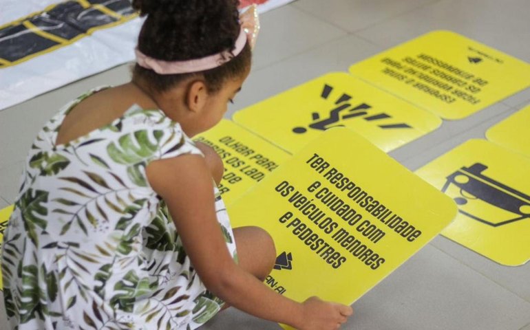 Dnit e Seduc ofertam curso sobre educação para o trânsito