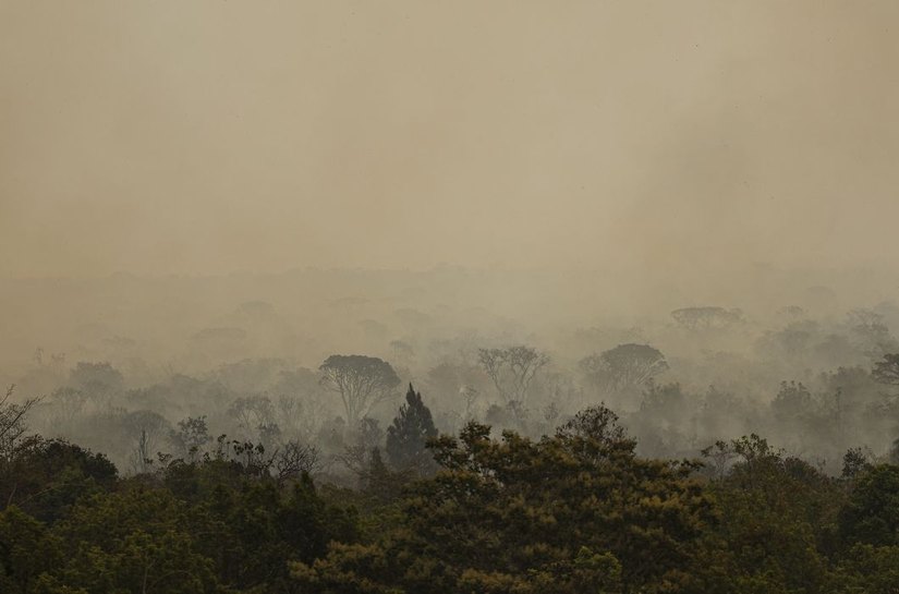 Brasil tem 994 focos de incêndio, quase metade na Amazônia